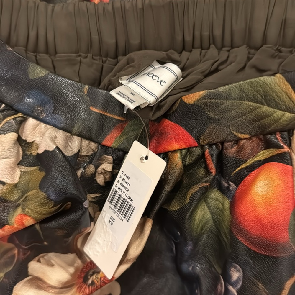 NWT! Anthropologie Multi Floral Jacie Faux Leather Midi Skirt by Maeve 👝 - Picture 9 of 9